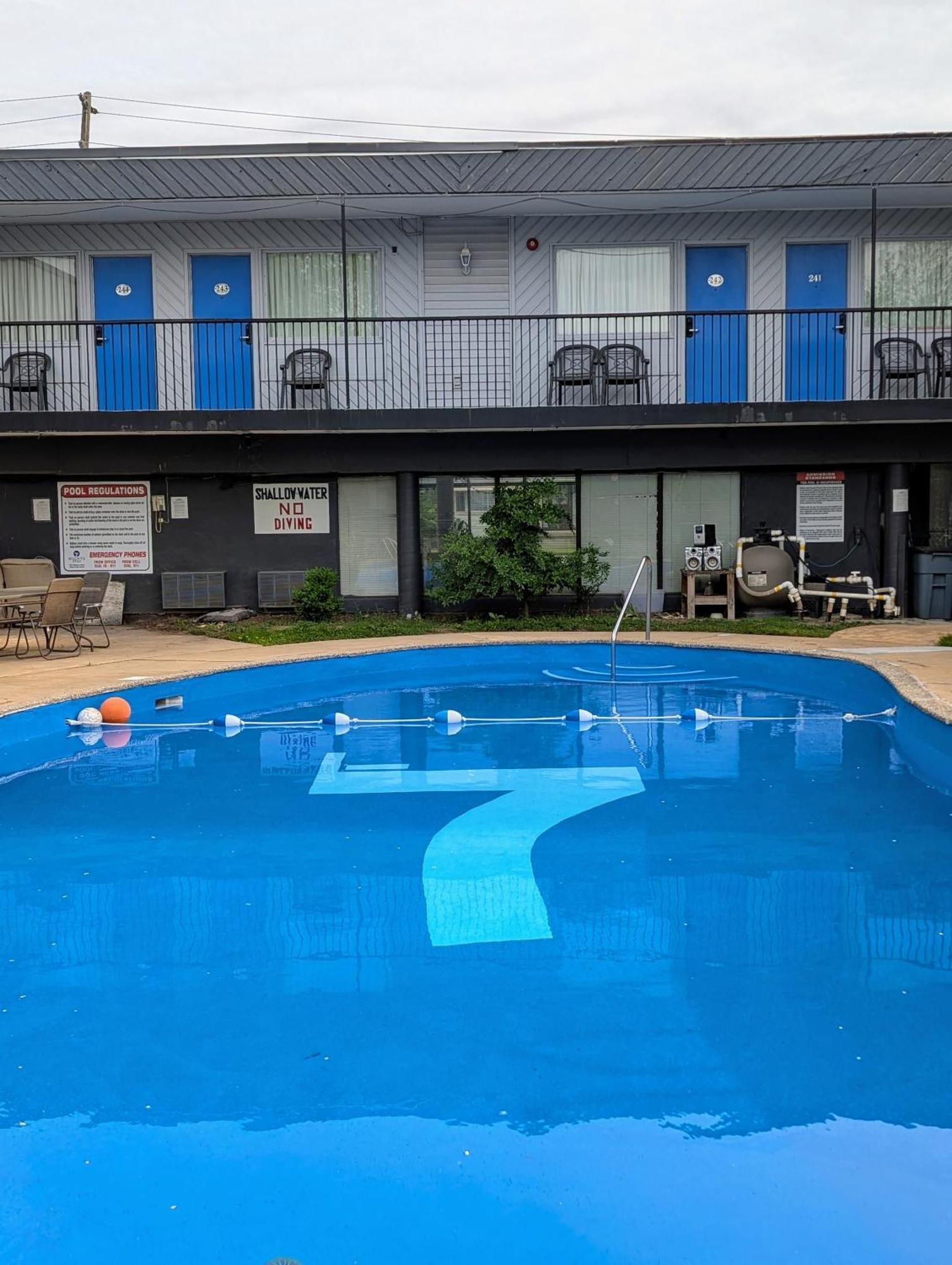 7 Nights Stay ไนแอการาฟอลส์ ภายนอก รูปภาพ